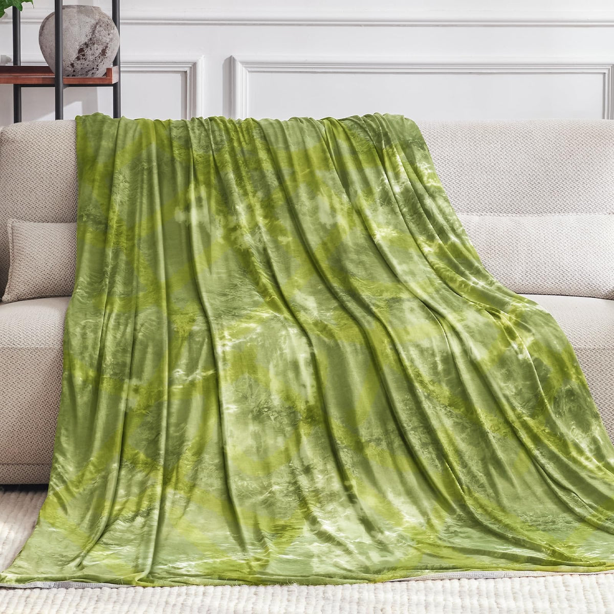 Guohaoi Cooling Blanket for Hot Sleepers and Night Sweats 50"x70" Twin Size
